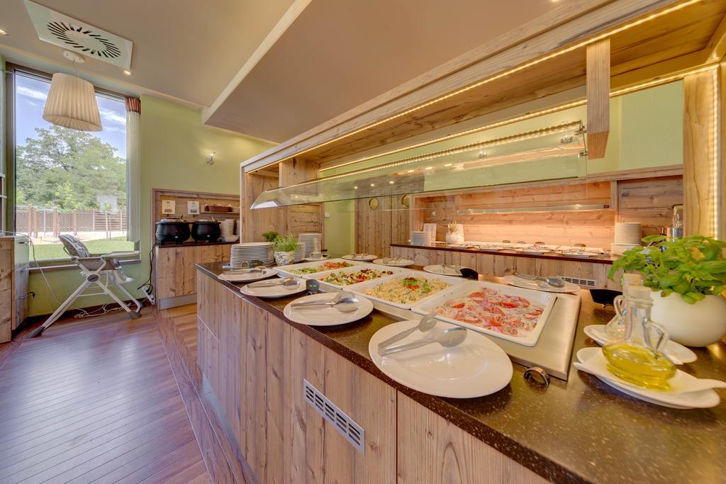 Mineral Hotel Malinowy Raj ซอเลตส์-สดรุย ภายนอก รูปภาพ